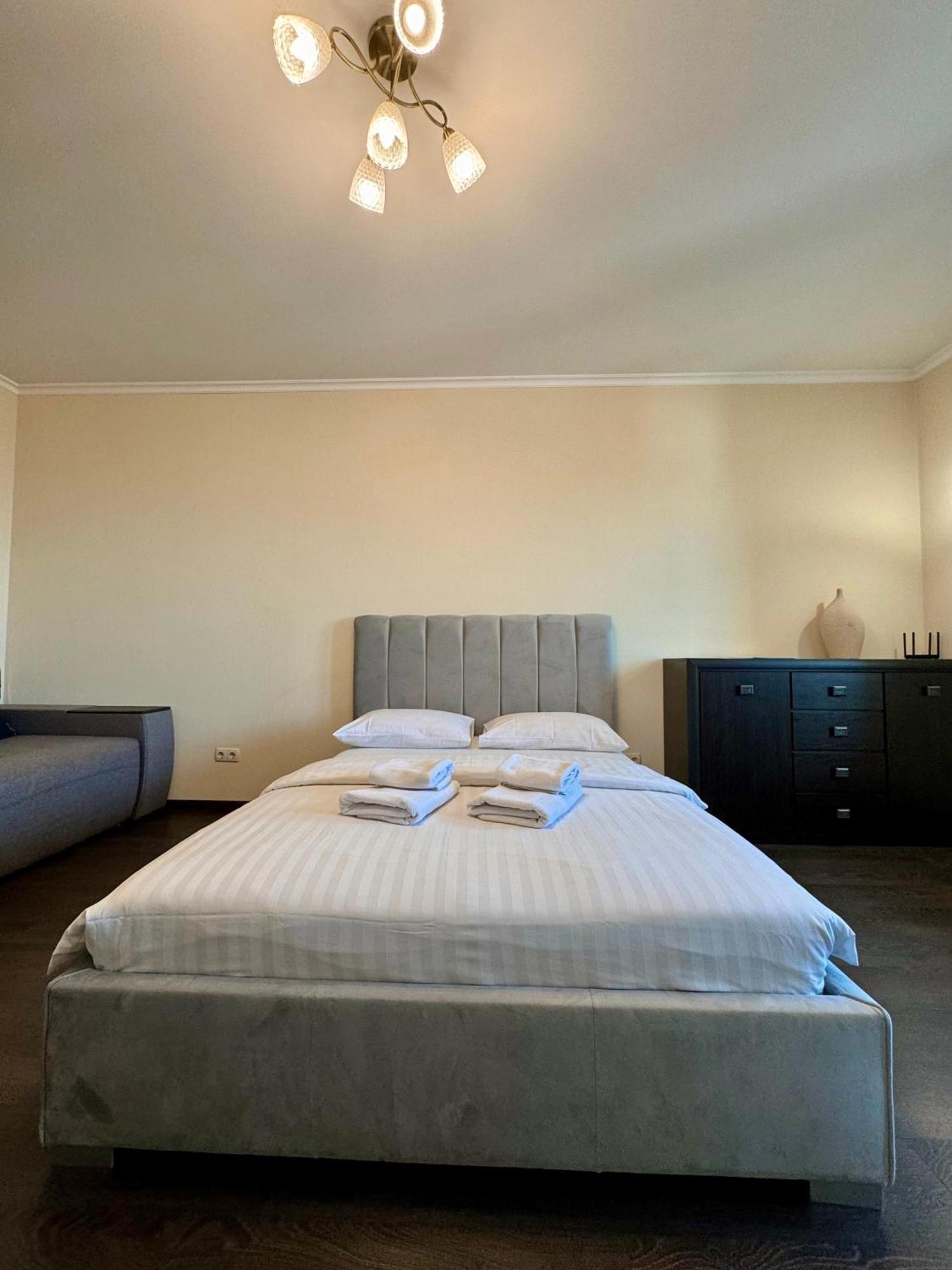 Apartpoltava Світлі Просторі Апартаменти 80М2 , 2-Окремі Кімнати, Новобудова Центр Чек Банківський Екстериор снимка
