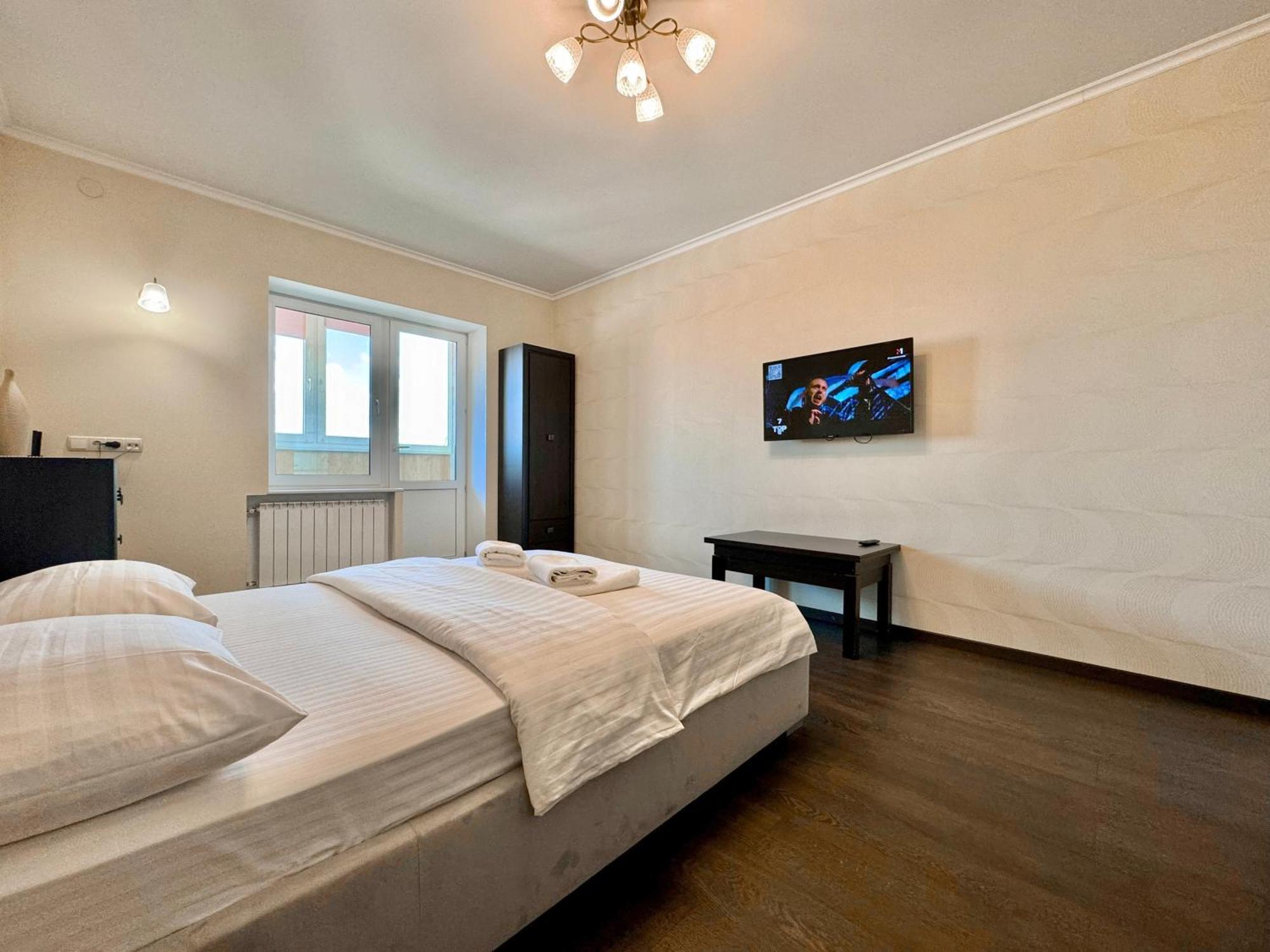 Apartpoltava Світлі Просторі Апартаменти 80М2 , 2-Окремі Кімнати, Новобудова Центр Чек Банківський Екстериор снимка