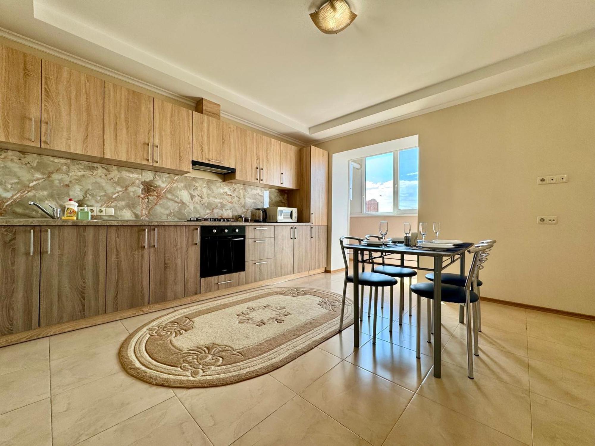 Apartpoltava Світлі Просторі Апартаменти 80М2 , 2-Окремі Кімнати, Новобудова Центр Чек Банківський Екстериор снимка